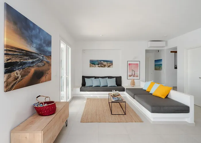 Aura - Beachfront With Private Pool Villa Kastrákion