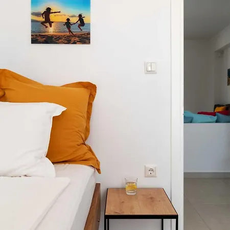 Villa Aura - Beachfront With Private Pool