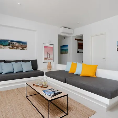 Aura - Beachfront With Private Pool