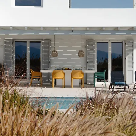 Vila Aura - Beachfront With Private Pool *