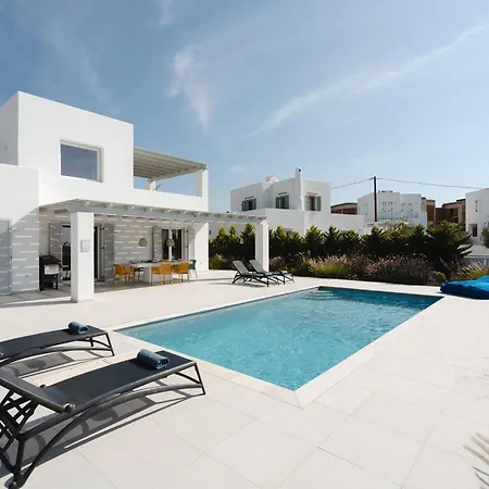 Aura - Beachfront With Private Pool *